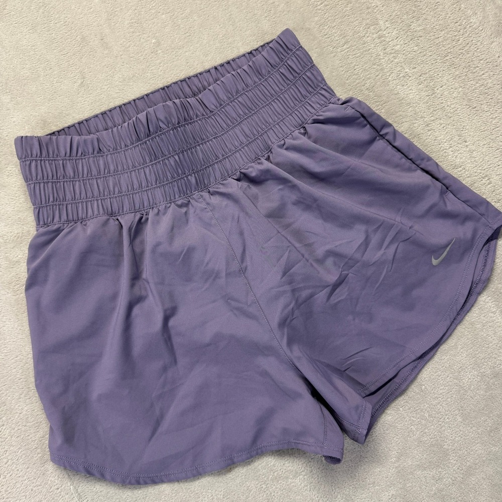 Nike Shorts Womens Medium Ultra High Rise DRI FIT Brief Lined Purple Running Gym